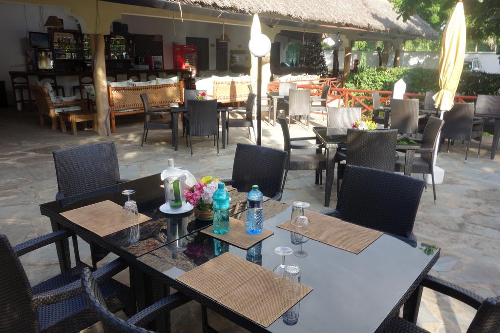 Morning Star Diani Aparthotel Praia de Diani Exterior foto